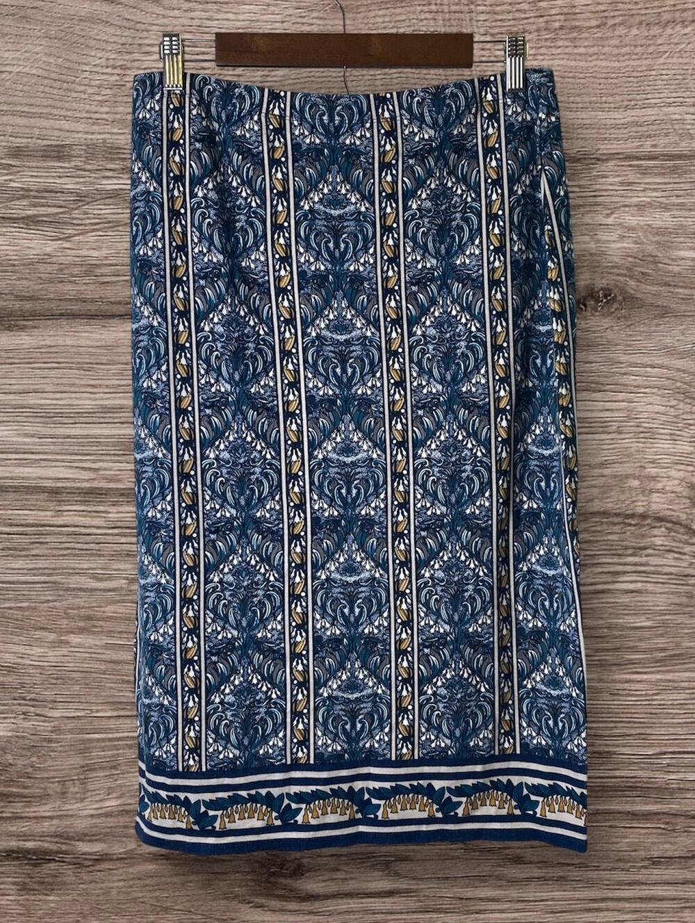 Max Studio Blue Teal Gold Gray Patterned Knit Maxi Skirt Women's Size Large